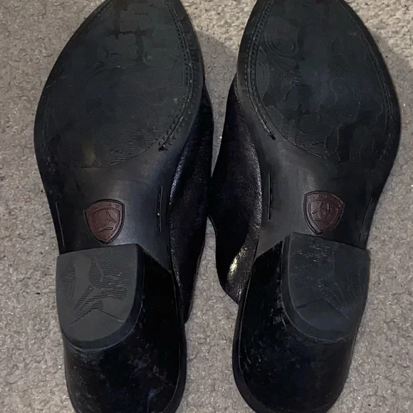 Ariat Black Medallion Mule Slip-ons - Picture 2 of 7